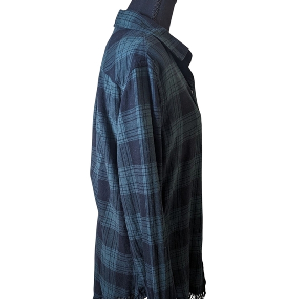 Beach lunch lounge women flannel soft raw edge shirt green & black plaid size L - Picture 3 of 10